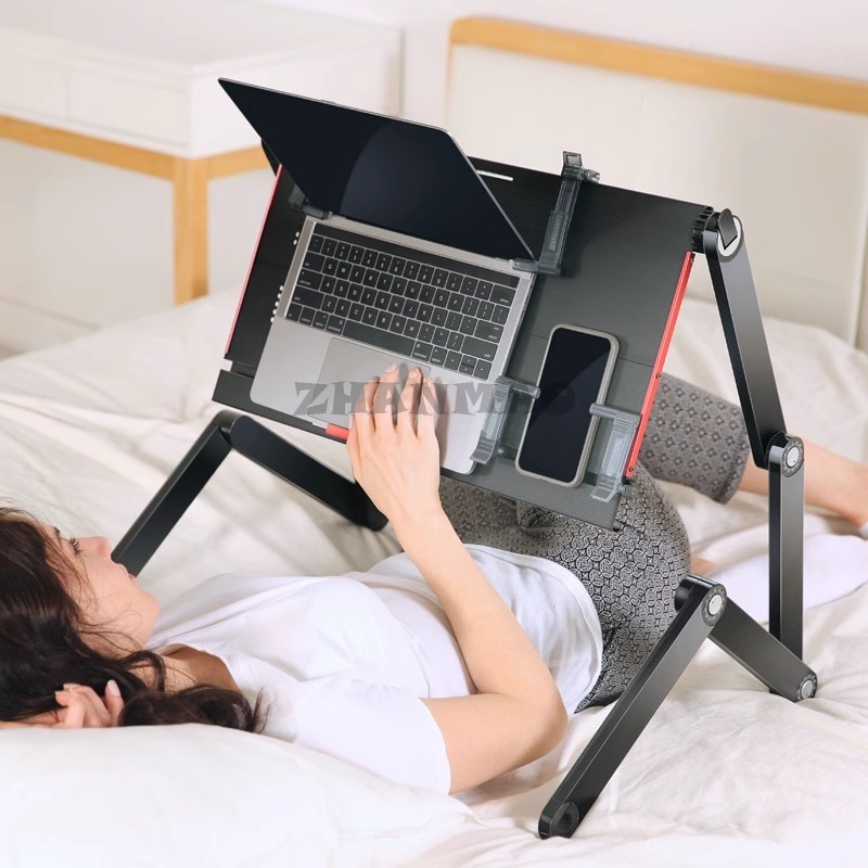 Desk Setup Pc - Lying Flat on The Bed, Laptop