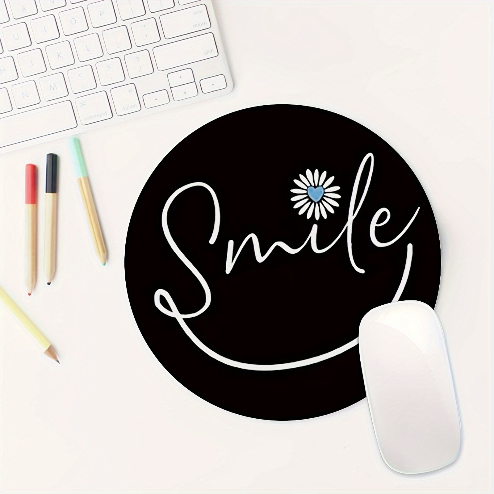 Smile pattern gaming mouse pad - Desk Setup Black ulasan dan harga